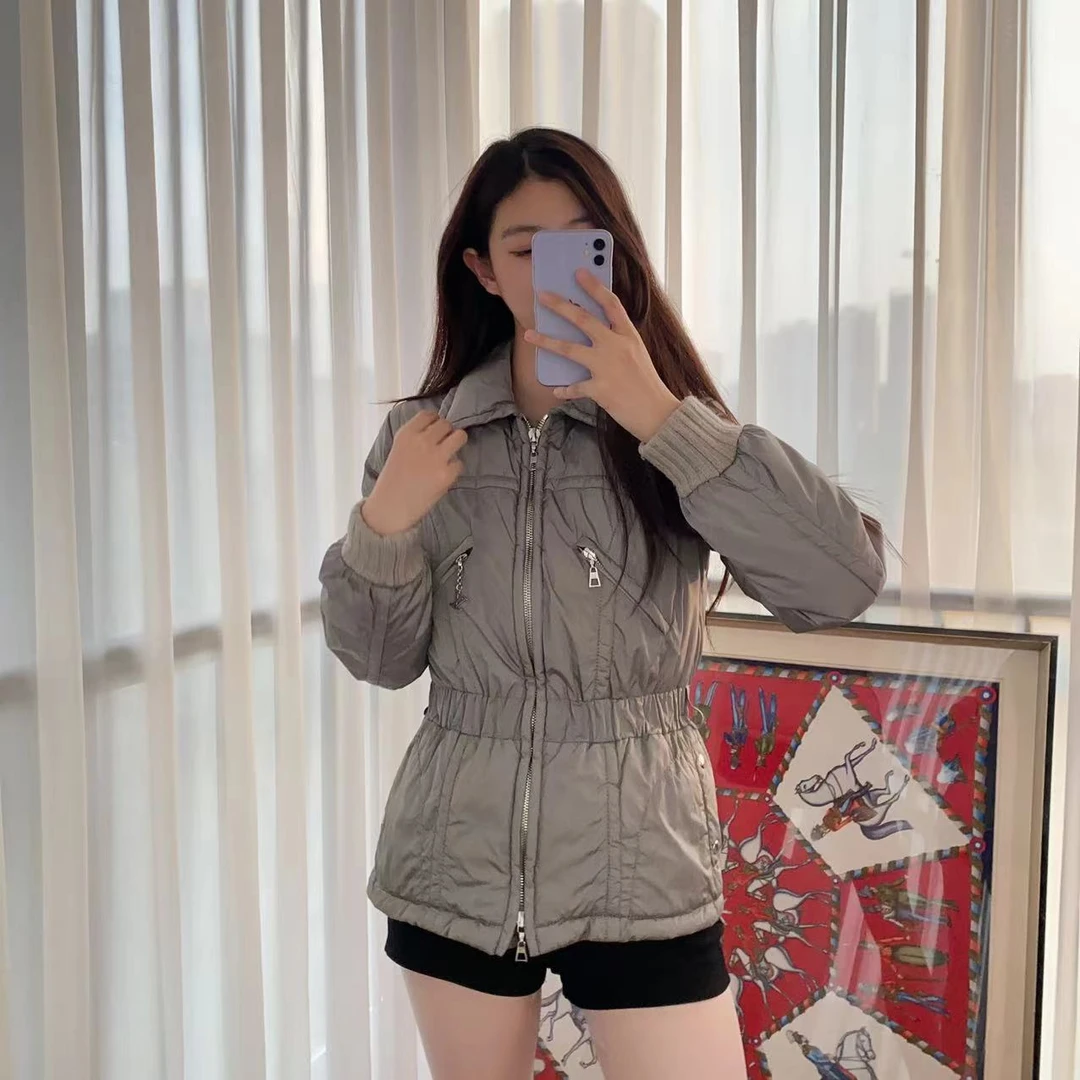 95新 LouisVuitton/路易威登 /羽绒外套34码浅灰色/250403JCHCB04