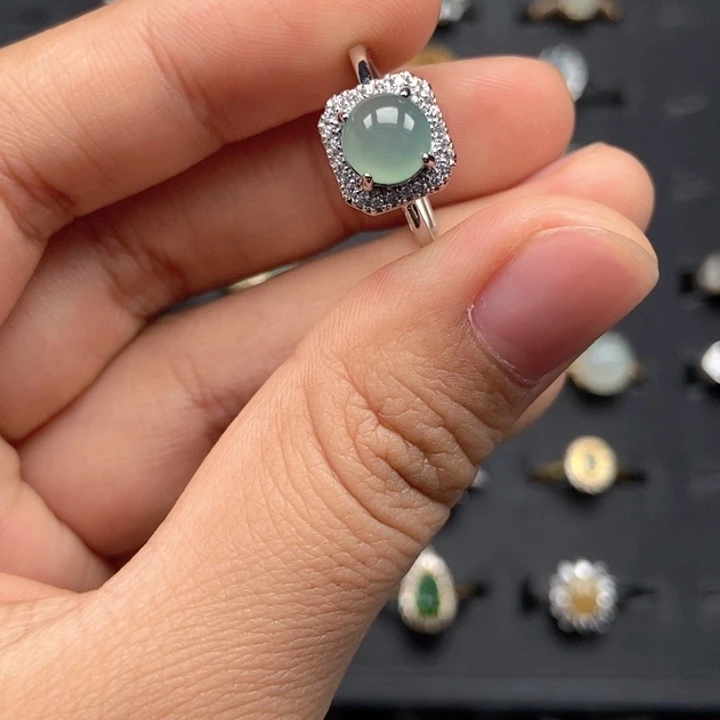 翡翠未镶嵌戒指戒指