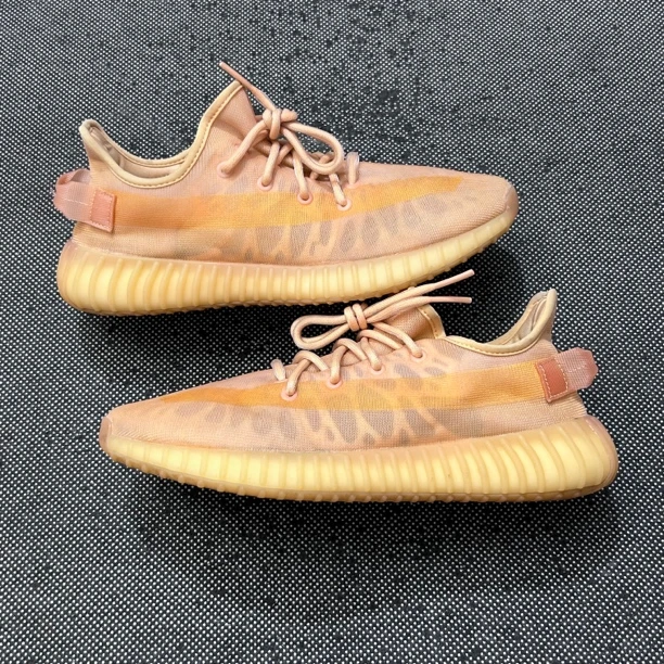 90新 MM6 43码 yeezy350黏土 鞋面瑕疵 复古休闲鞋