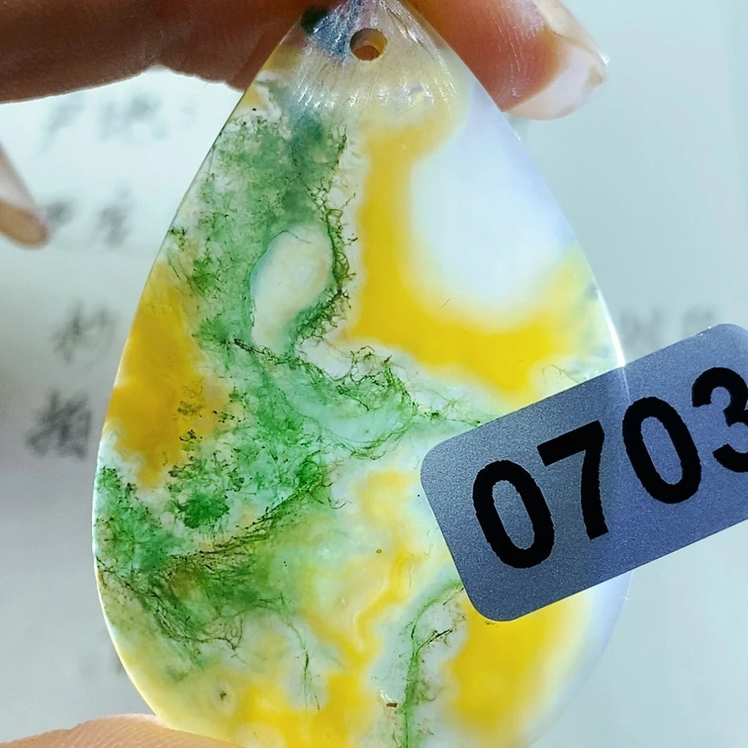 未镶嵌颈饰玛瑙/玉髓梦**里