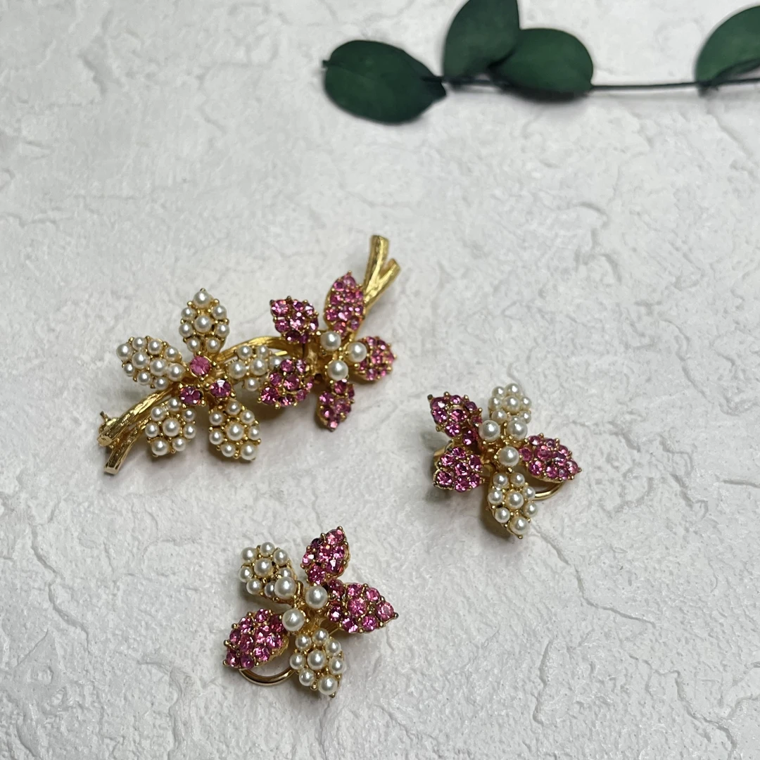 铜合金合成锆石胸针 【六六中古】孤品复古胸针耳夹套装th5396