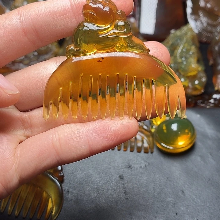 琥珀未镶嵌颈饰228