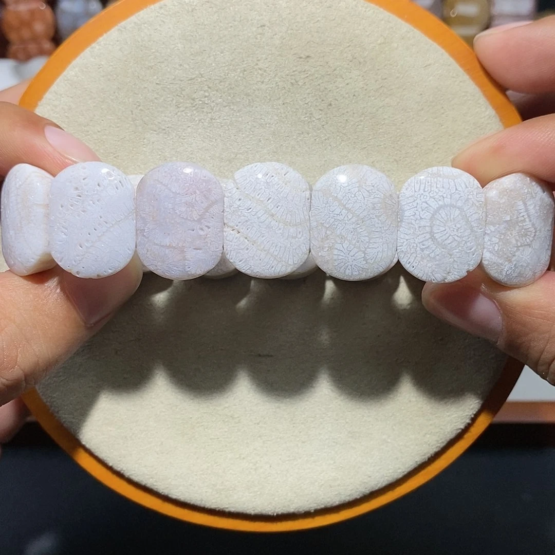 硅化珊瑚（珊瑚玉）手串未镶嵌白龙骨33