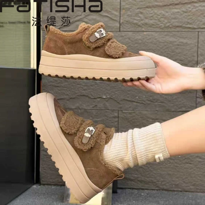 法缇莎2025新款休闲风魔术贴时尚休闲鞋厚款韩版圆头时尚保暖女鞋