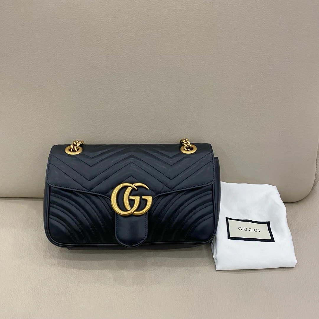 95新 GUCCI/古驰 马蒙marmont26 中号黑金 成色挺好