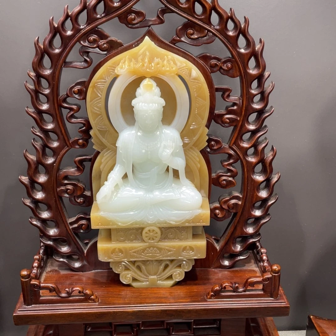 未镶嵌和田玉摆件