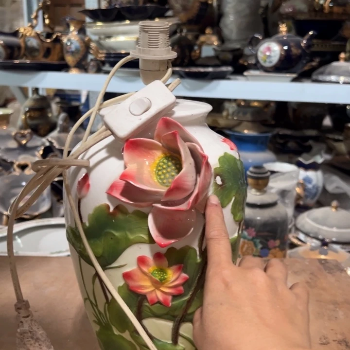 瓷片瑕。。。。。。。。。。。。。。。。