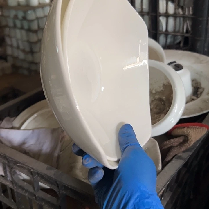 国营尾货骨瓷贵龙方盘一对