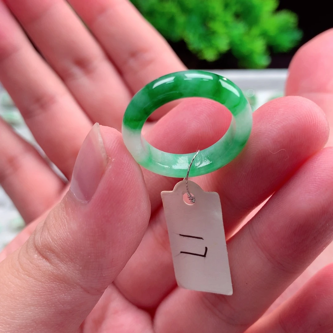 未镶嵌戒指翡翠天然