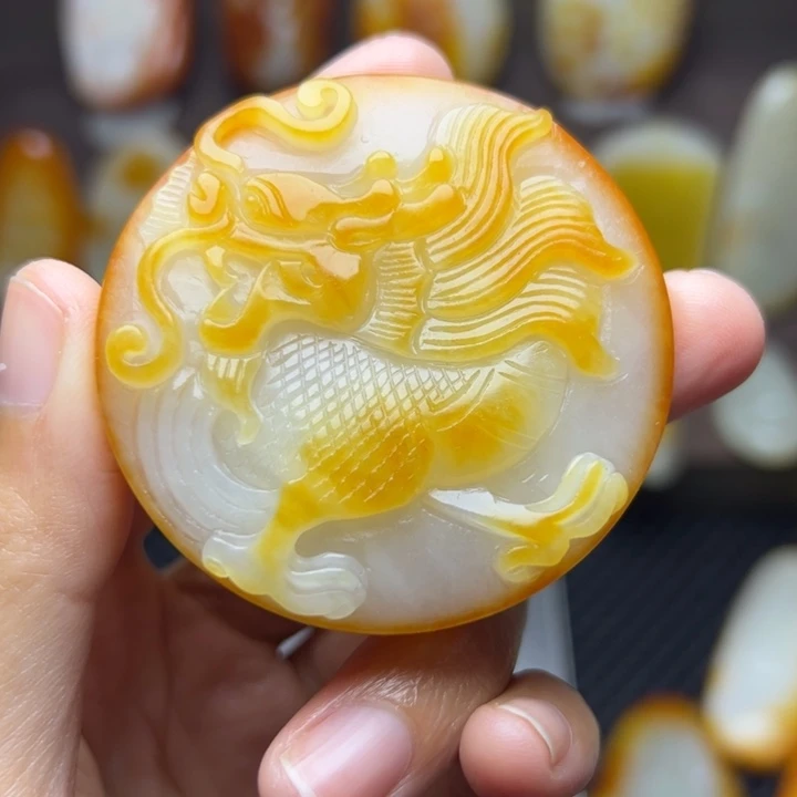 和田玉未镶嵌颈饰