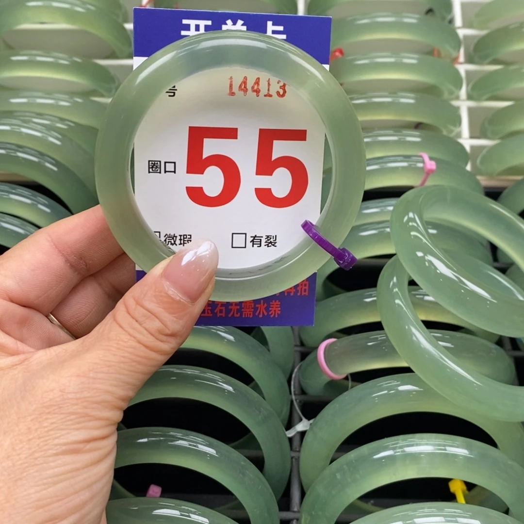 未镶嵌蛇纹石玉手镯w****r