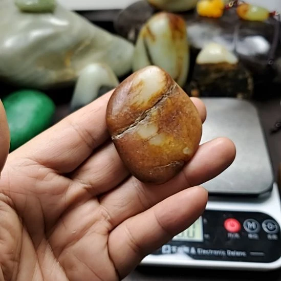 和田玉（糖玉）未镶嵌挂件