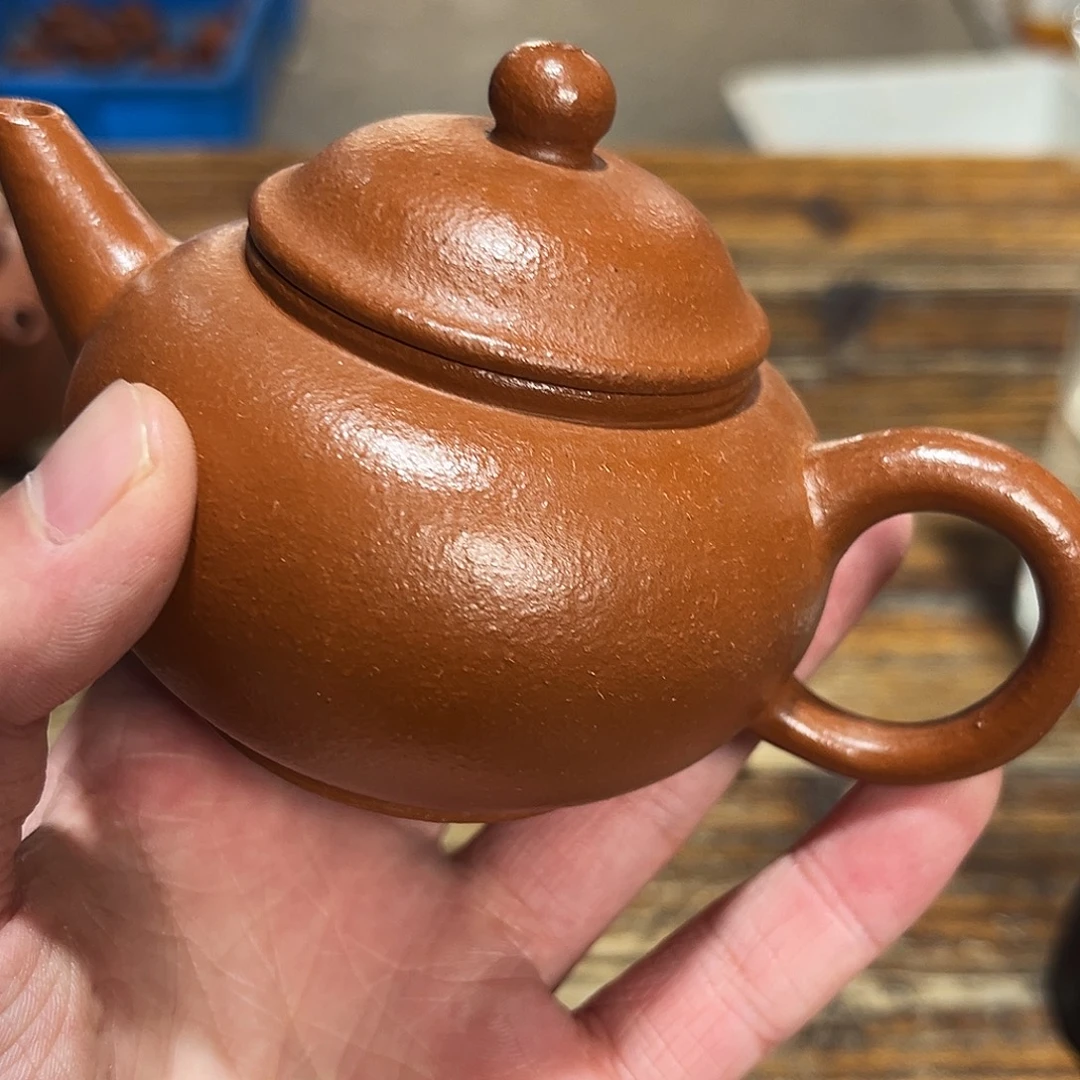紫砂茶壶紫砂的味道很浓