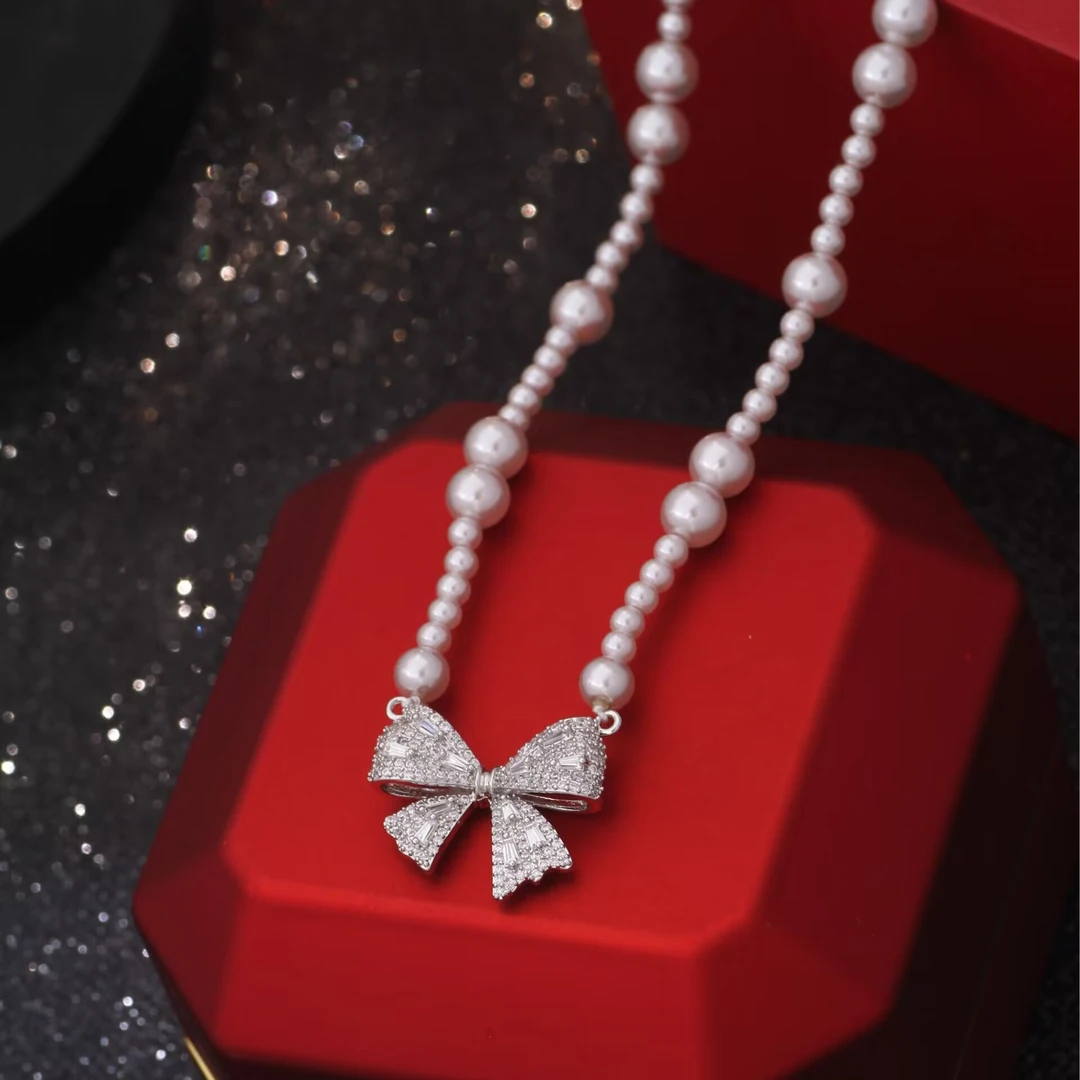 铜项链 《货号9392》立体蝴蝶珠珠项链锁骨链颈链项链（链长40+5）