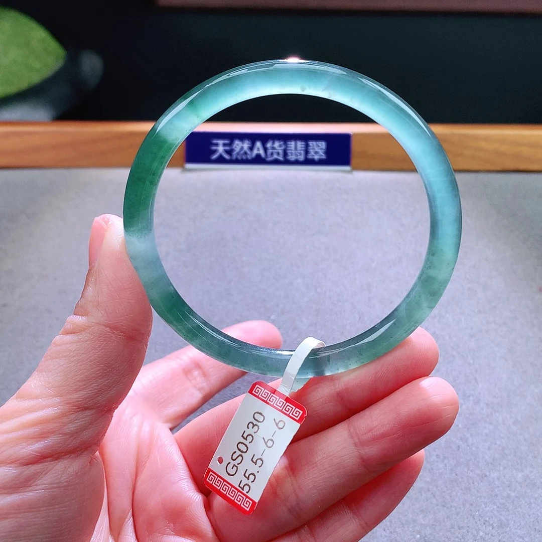 未镶嵌手镯翡翠天然翡翠手镯a货
