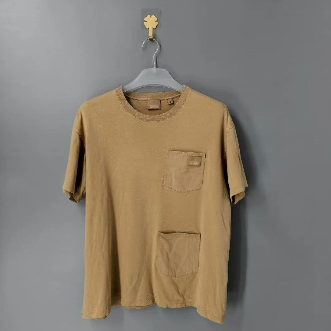 99新 BURBERRY/博柏利 葡萄籽奢潮/纯色口袋LOGO短袖T恤/S码