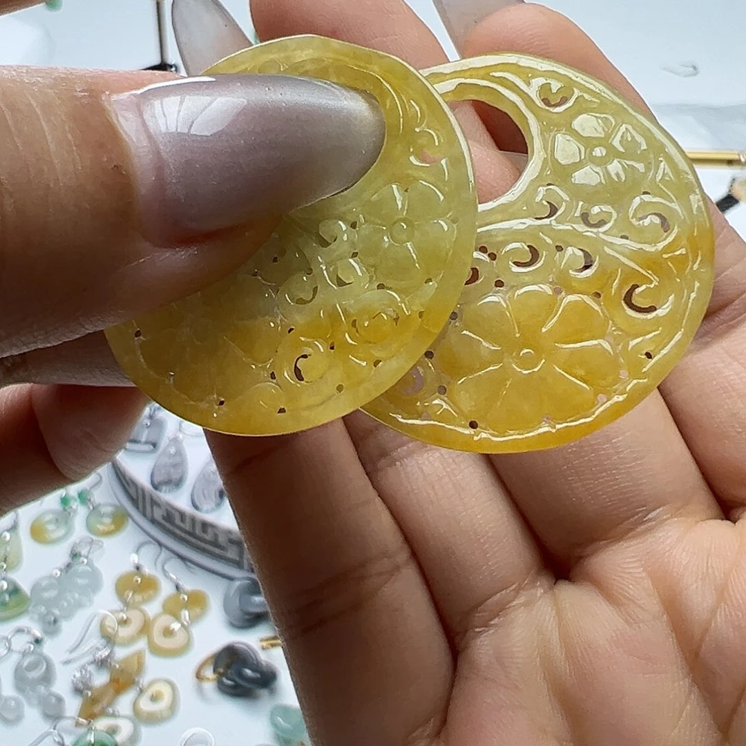 妈***煮翡翠未镶嵌耳饰天然缅甸A货翡翠需要包容