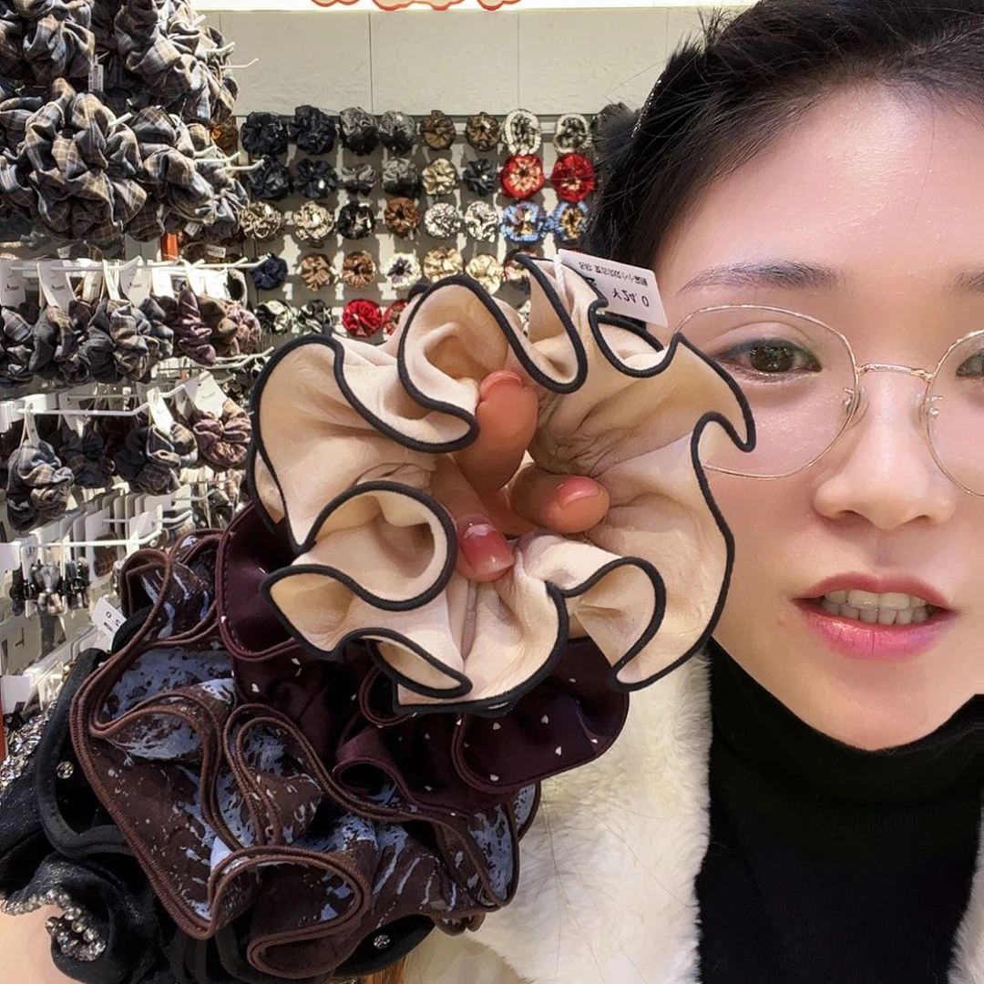 布艺非金属淡纹肤色小号