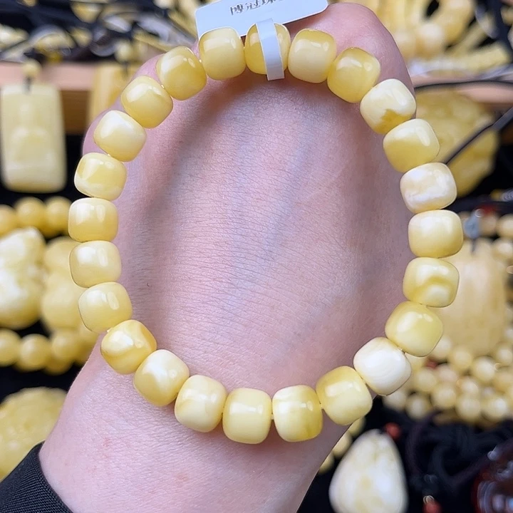 琥珀未镶嵌颈饰琥珀，