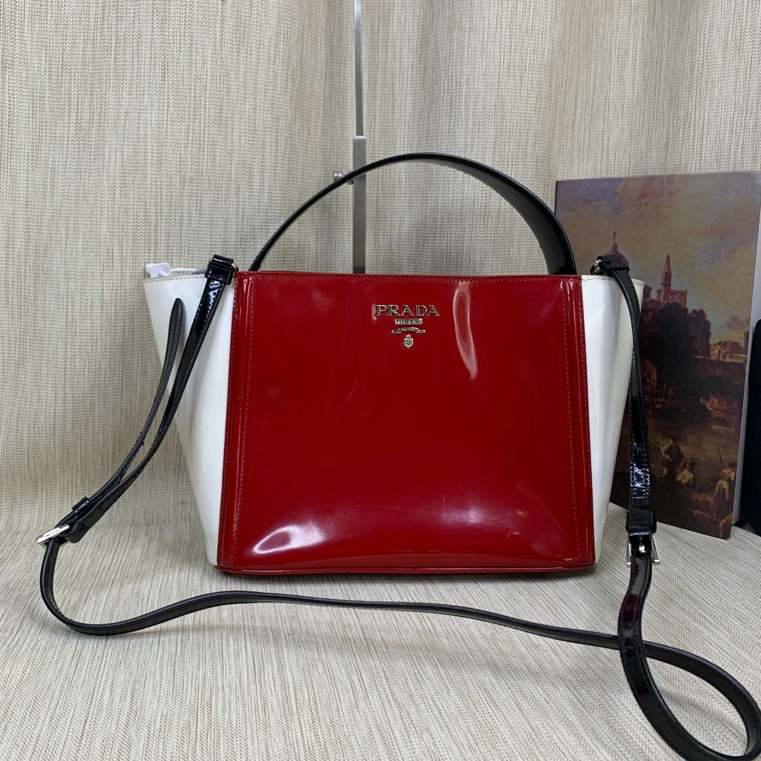 95新 Prada/普拉达 拼色手提包/WJ09608033/8033