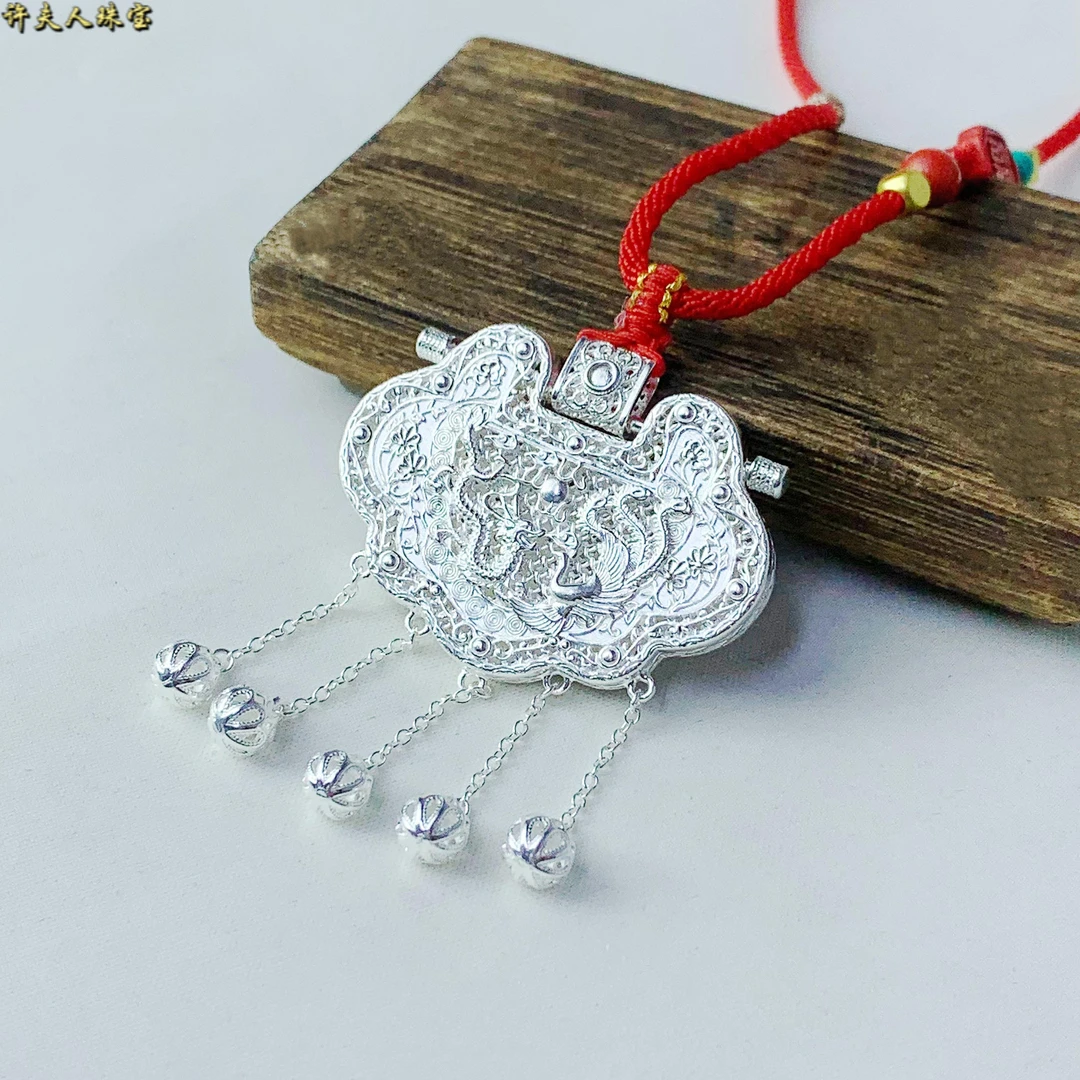 吊坠足银 足银  时尚百搭精致气质 天子门生平安锁吊坠《赠毛衣链》