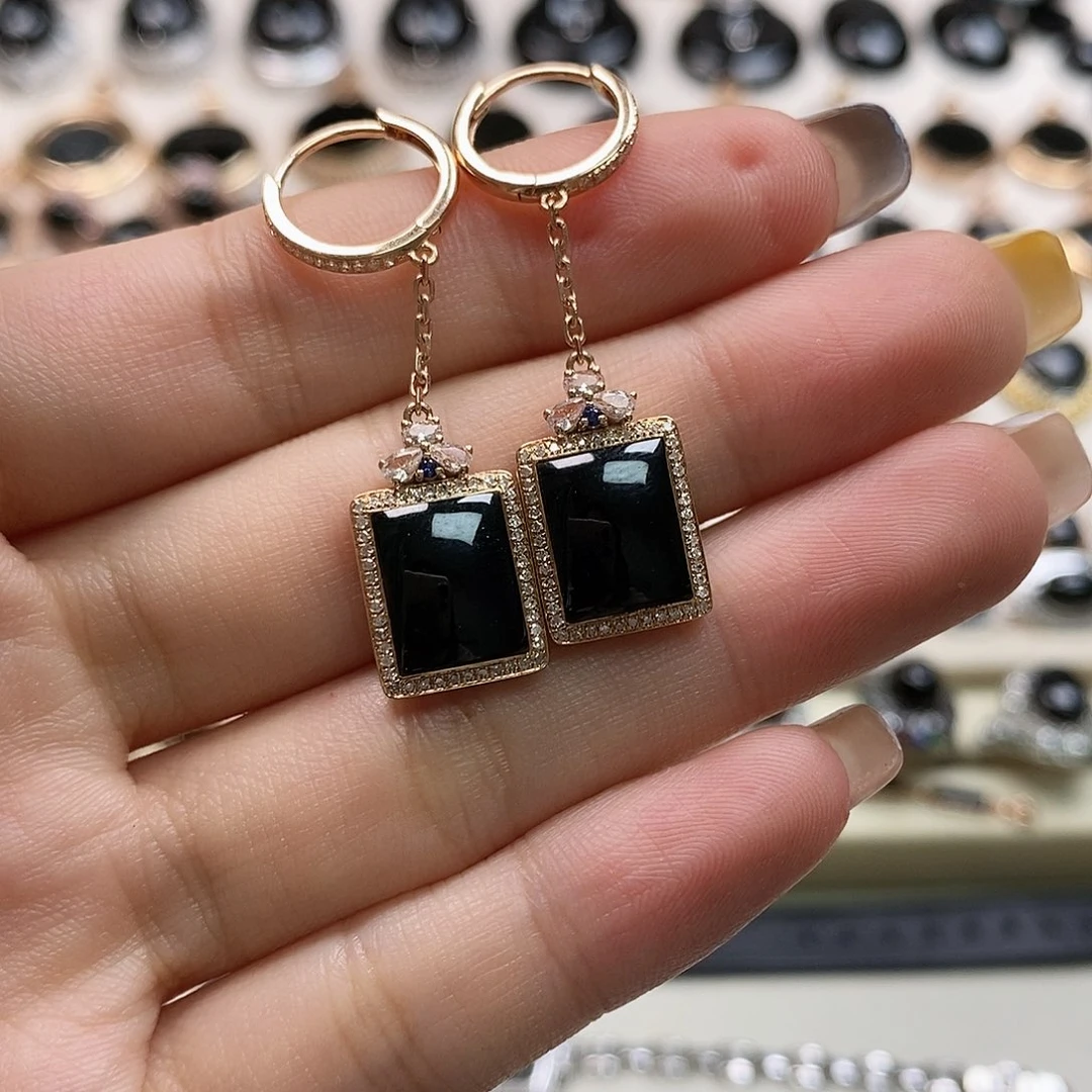 翡翠18K金镶嵌耳饰