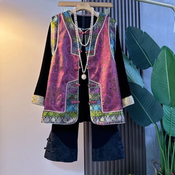 中国风秋季新款大码女装时尚复古锦缎拼接盘扣中式马甲休闲民族风