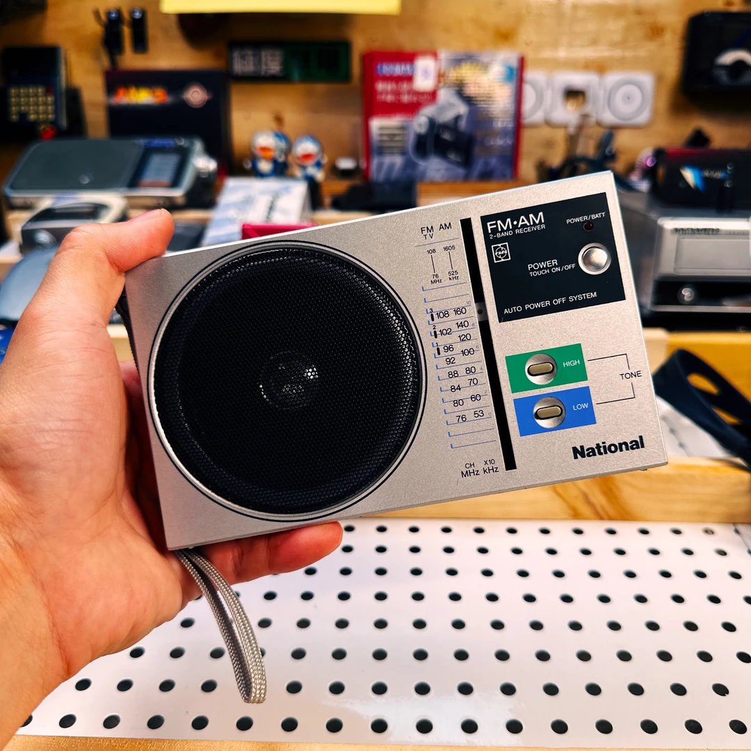 经典型号RF-U50工艺品摆件