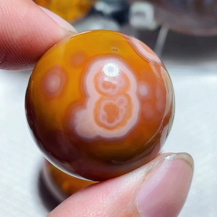 玛瑙/玉髓玛瑙未镶嵌山**露