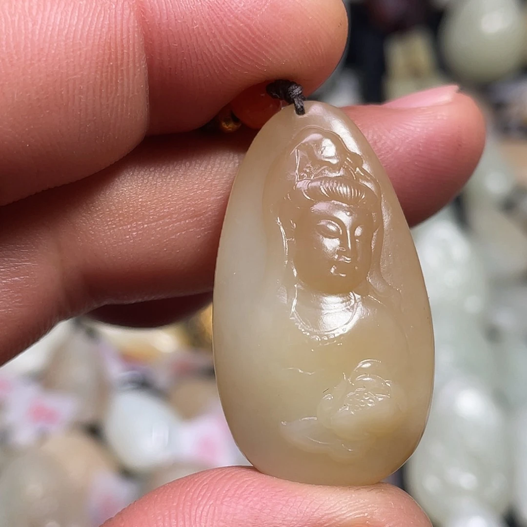 和田玉（糖玉）未镶嵌吊坠(不含链)吊坠
