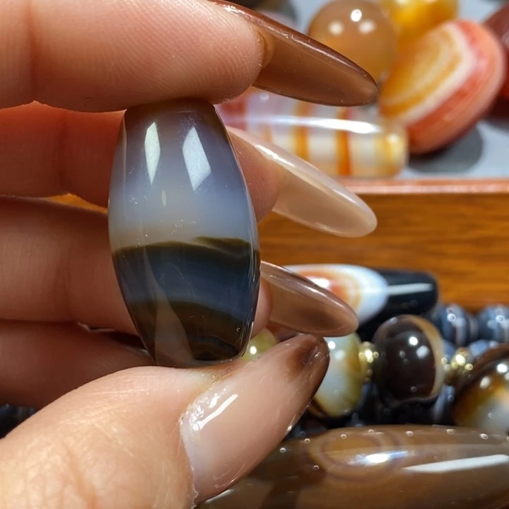 玛瑙/玉髓未镶嵌颈饰