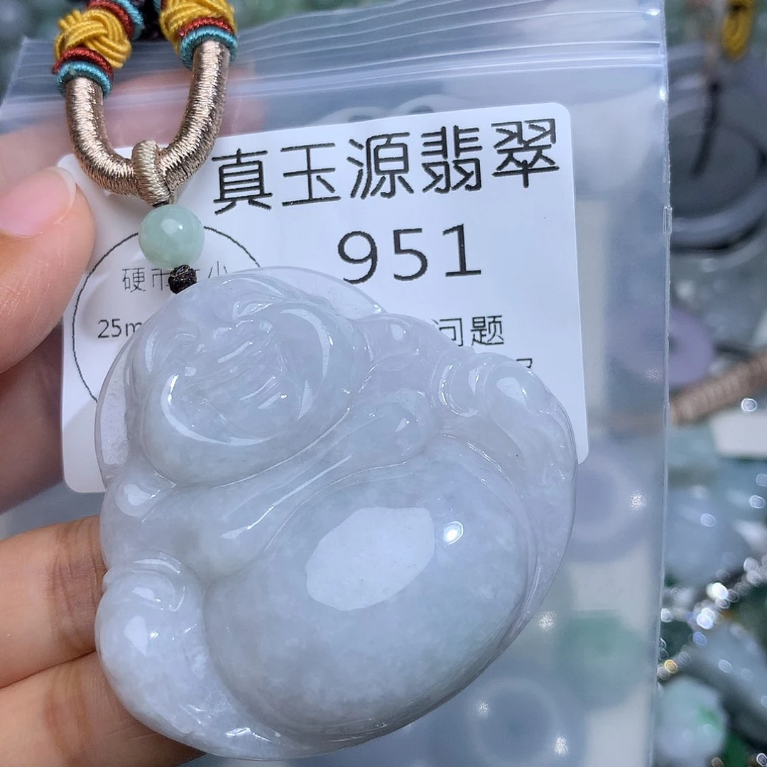 翡翠未镶嵌颈饰招*猫951。