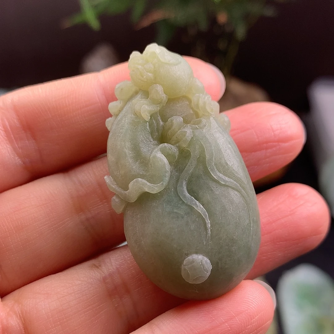 定制翡翠未镶嵌钱袋