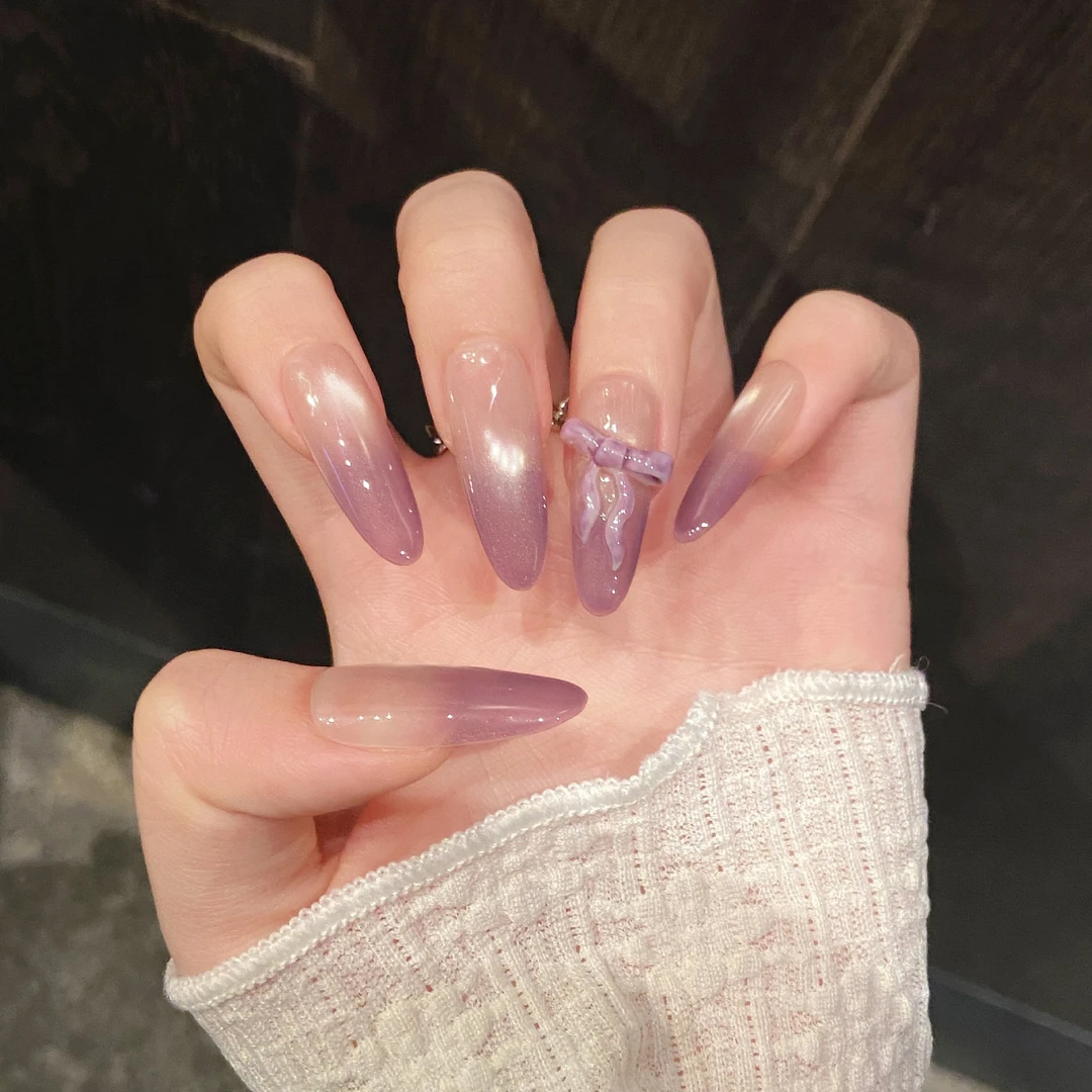 【馨香罗兰】淡紫色渐变长款猫眼温柔气质美甲款式推荐2025爆款美甲