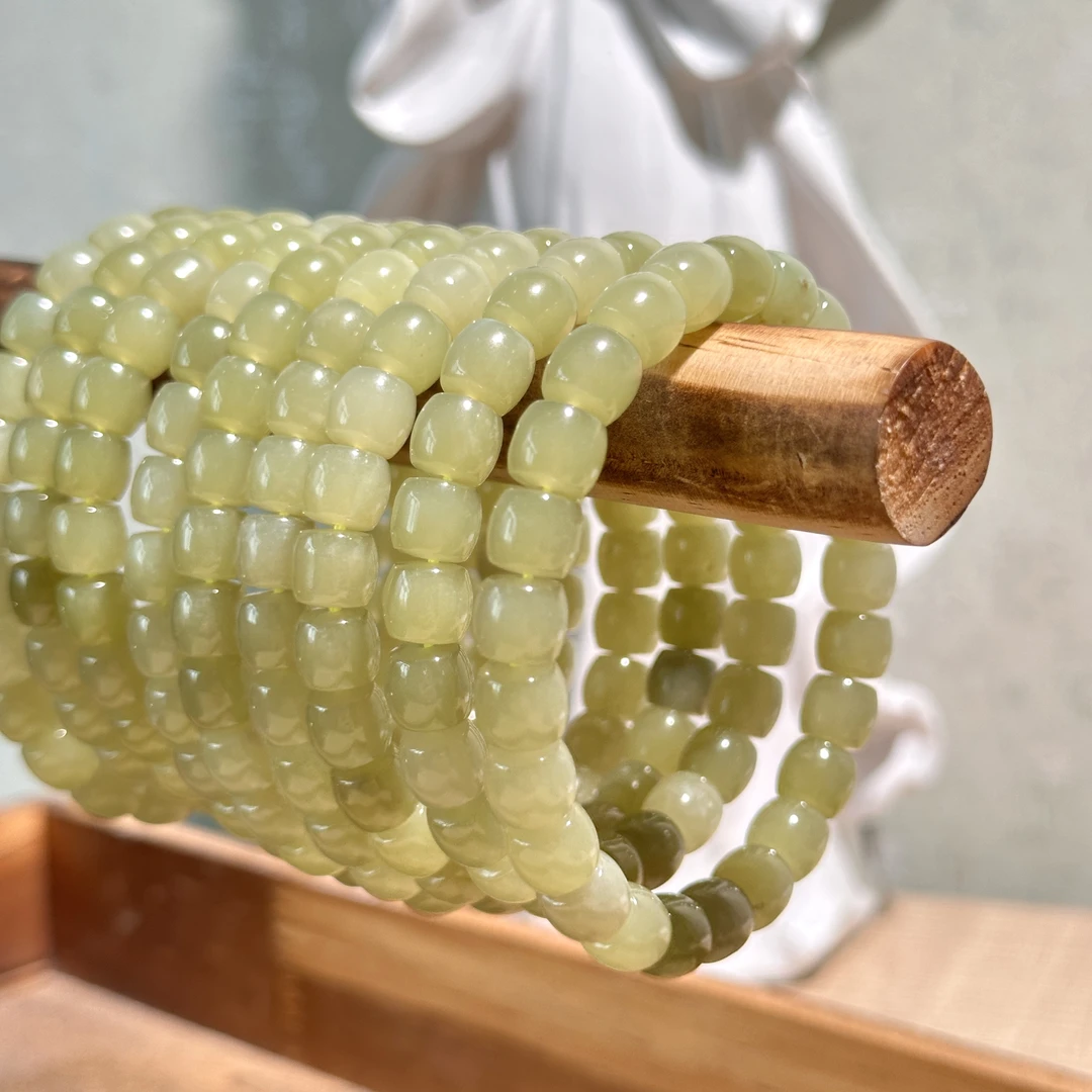 H234 天然和田玉手串 多样性发其一