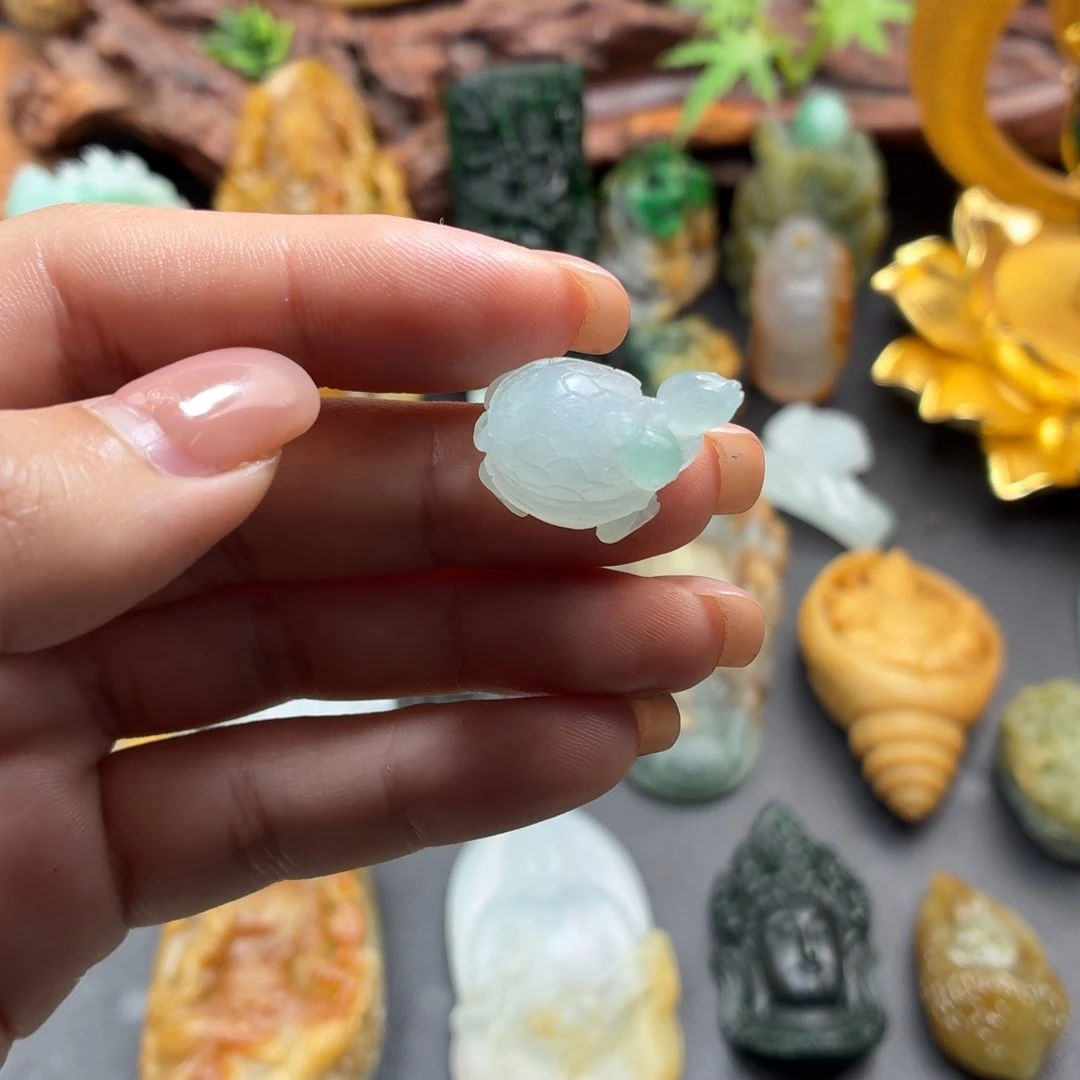 定制翡翠未镶嵌翡翠