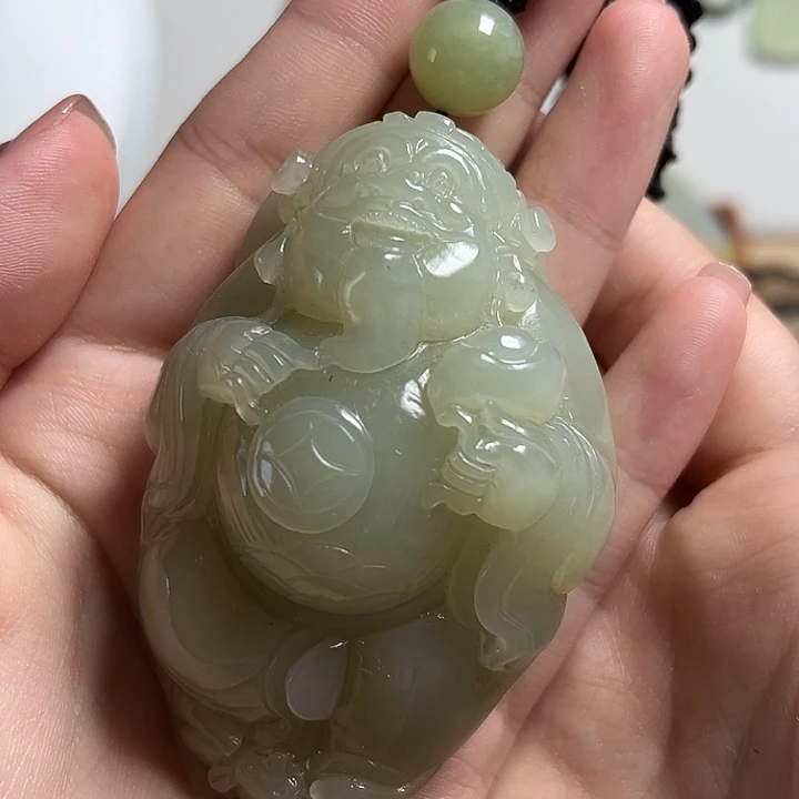 未镶嵌和田玉（糖玉）把件