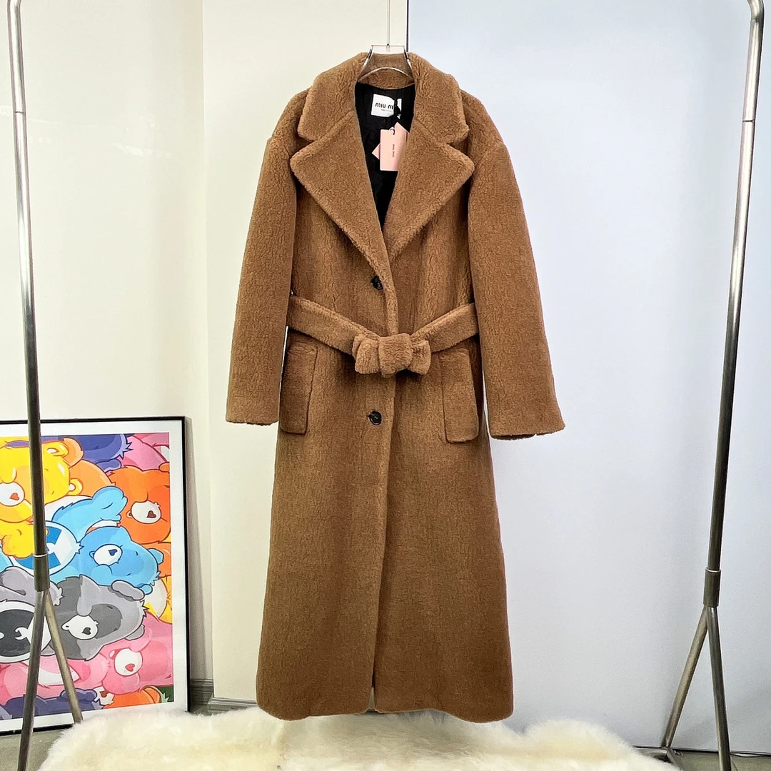 全新未使用 MIU MIU/缪缪 大衣/38码/Xsp32961