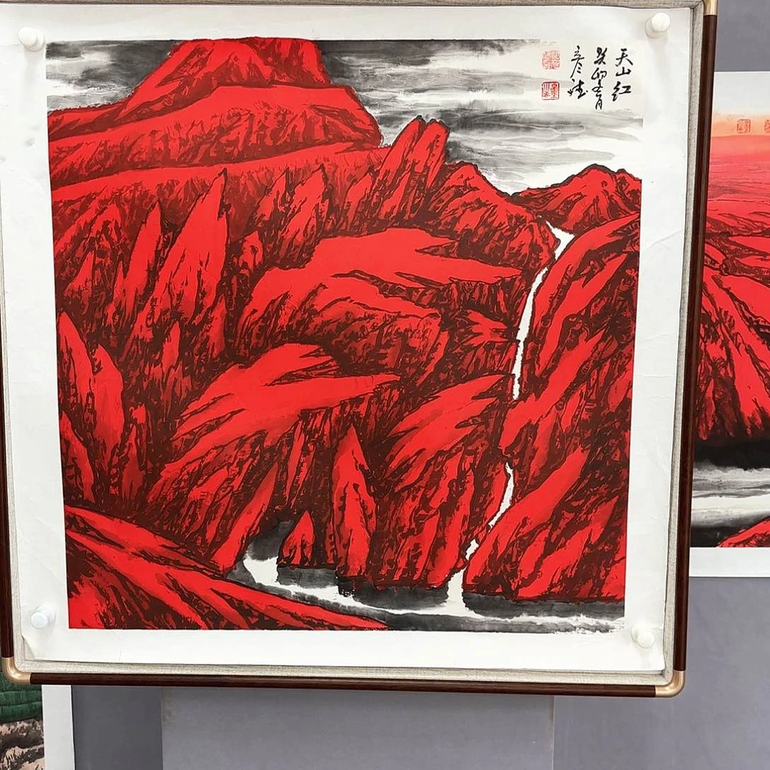 国画艺术家真人手绘