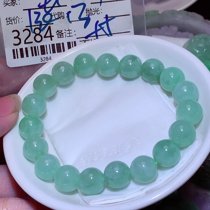 玉***事翡翠未镶嵌颈饰gg