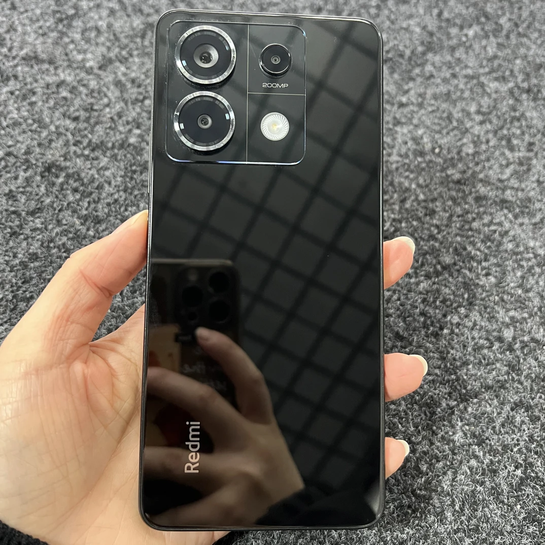 9新 Redmi/红米 过保：Note13pro  黑色  12+256g   原装无拆修