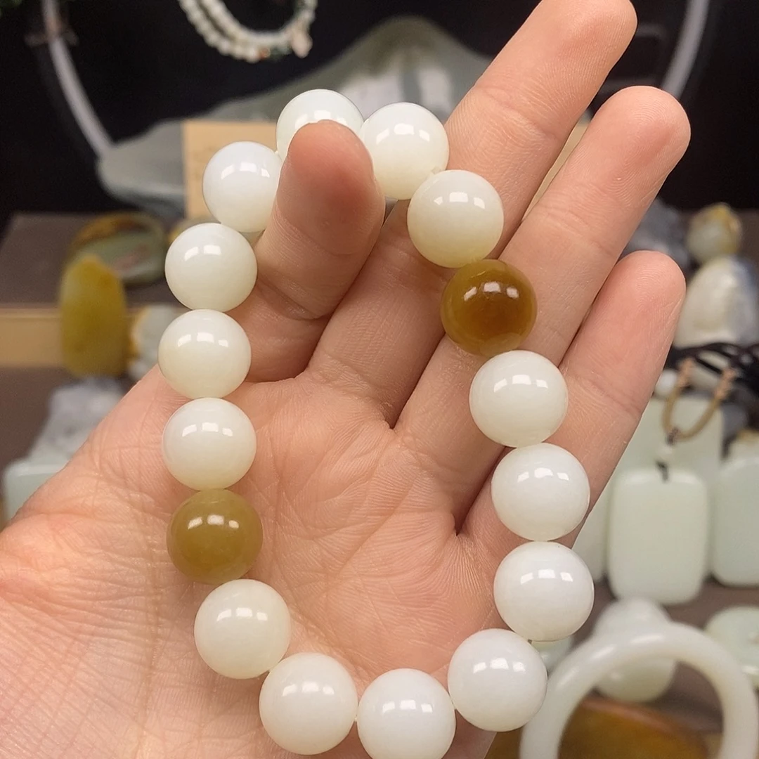 和田玉手串未镶嵌