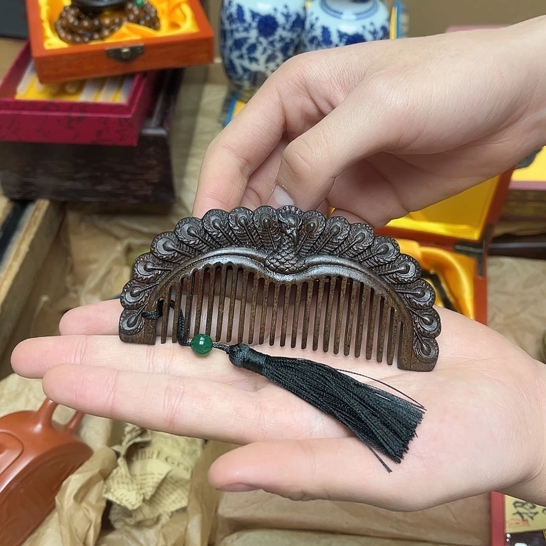 大叶紫檀（黑酸枝木类）