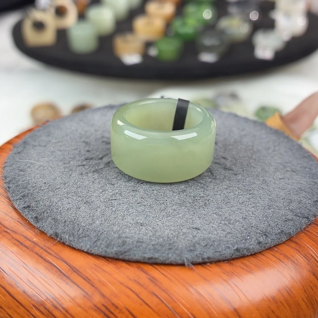 和田玉未镶嵌戒指b78晴绿圆切17.9不退换