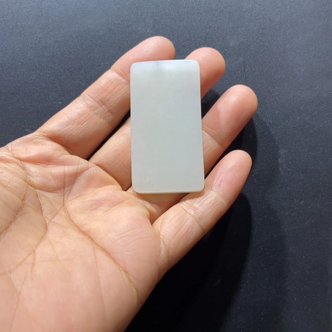 和田玉未镶嵌颈饰老***多