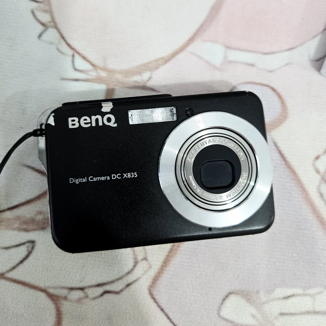 9新 Benq/明基 X835多滤镜800万像素3x光学变焦