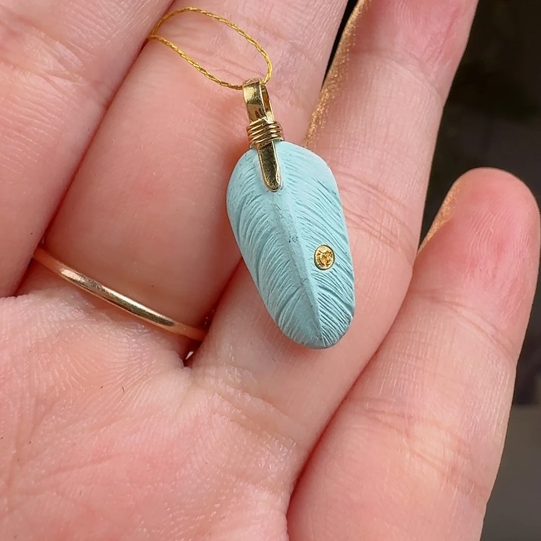 绿松石珠宝奇石18K金镶嵌