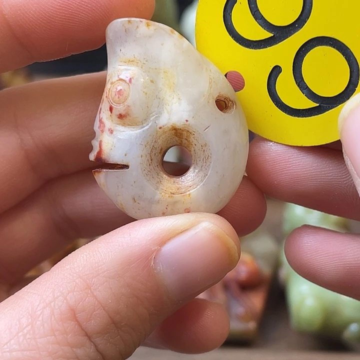 和田玉（糖玉）未镶嵌颈饰