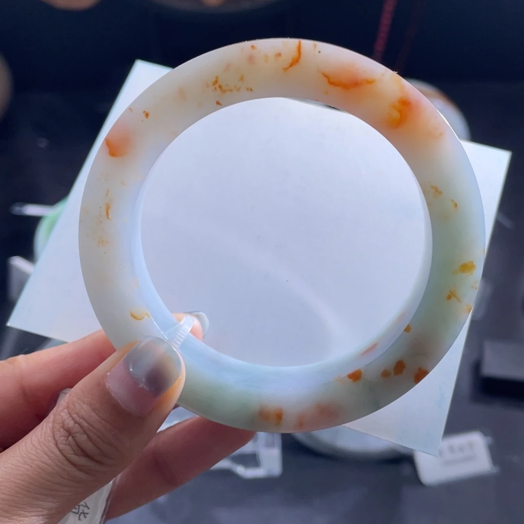 未镶嵌手镯（锦鲤镯）定制翡翠