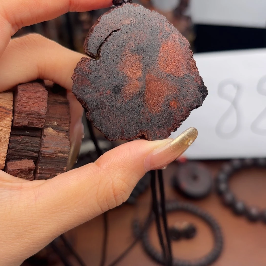 降真香无事牌11111